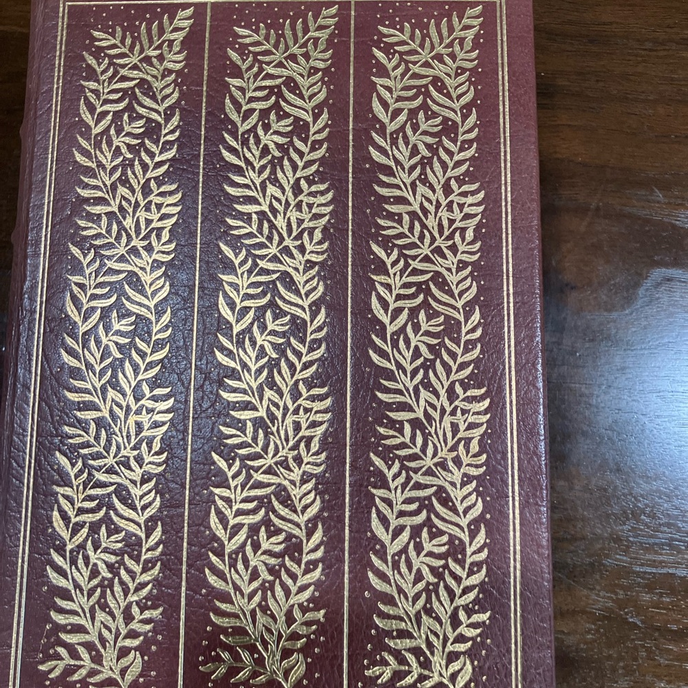 1981 Limited Edition , Abraham Lincoln by Carl Sandburg. In good condition.